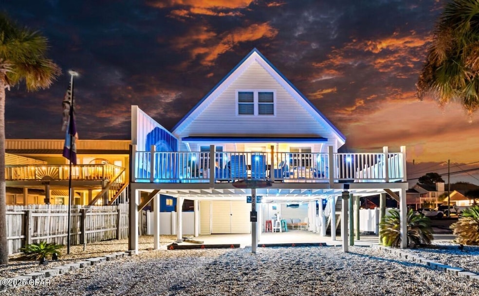 For Sale $582,500 • Co-Listing Agent