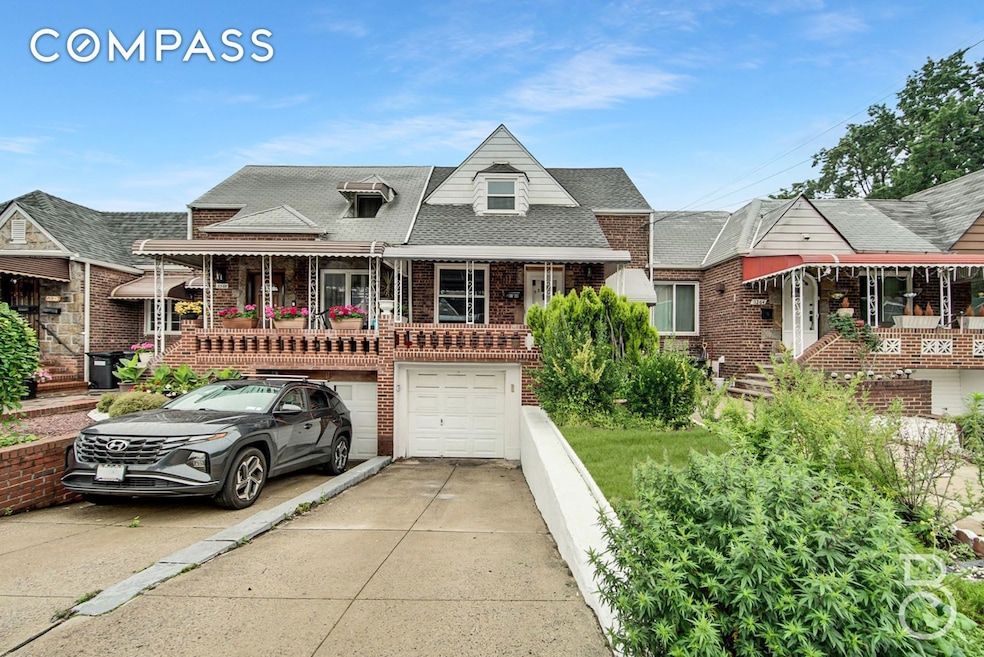 For Sale $935,000