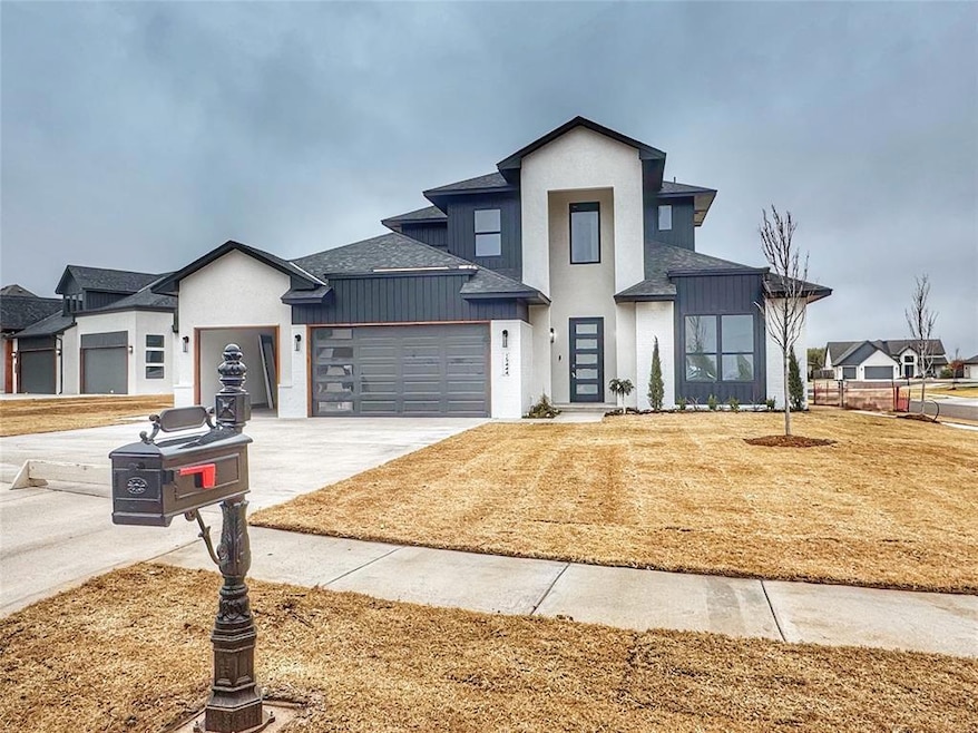 Sold $699,900 • Co-Listing Agent