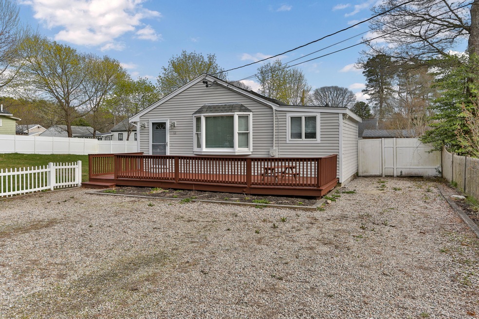 12 Ivy St, Wareham, MA 02571 - photo 1
