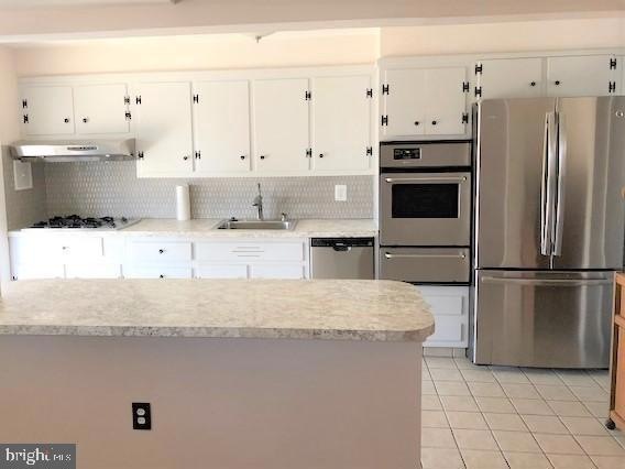 1137 Linden Ave, Halethorpe, MD 21227 - photo 1