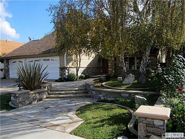 Beautiful Pool & Spa Home with view of Lake Missio