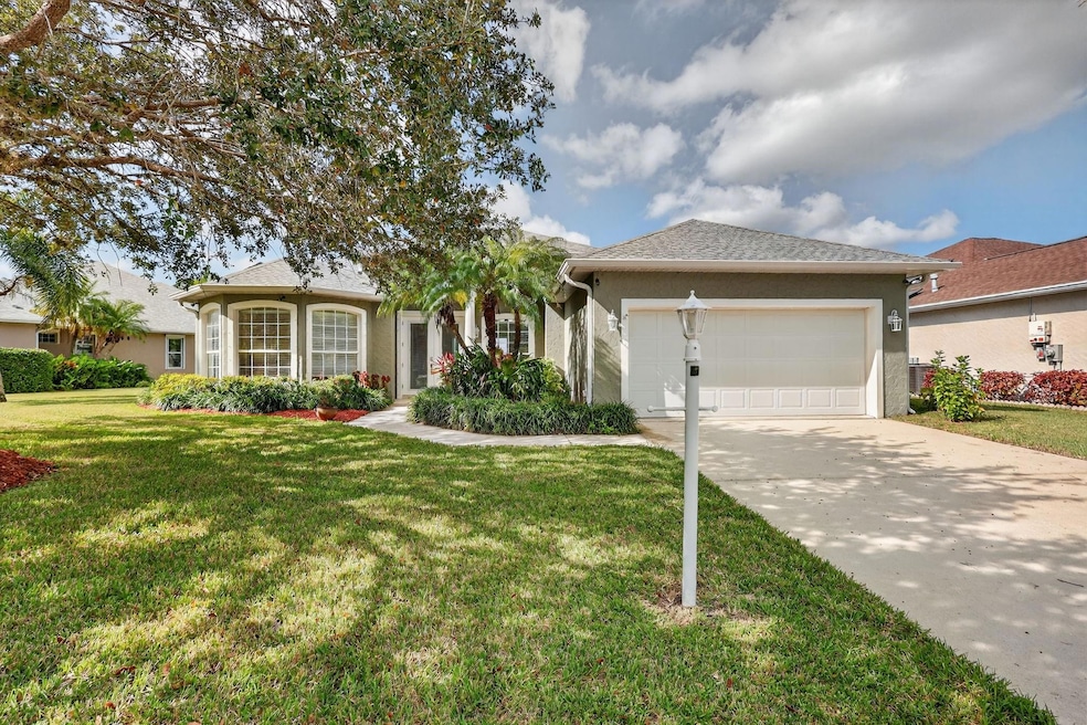 5250 E 1st Square SW, Vero Beach, FL 32968 - photo 1