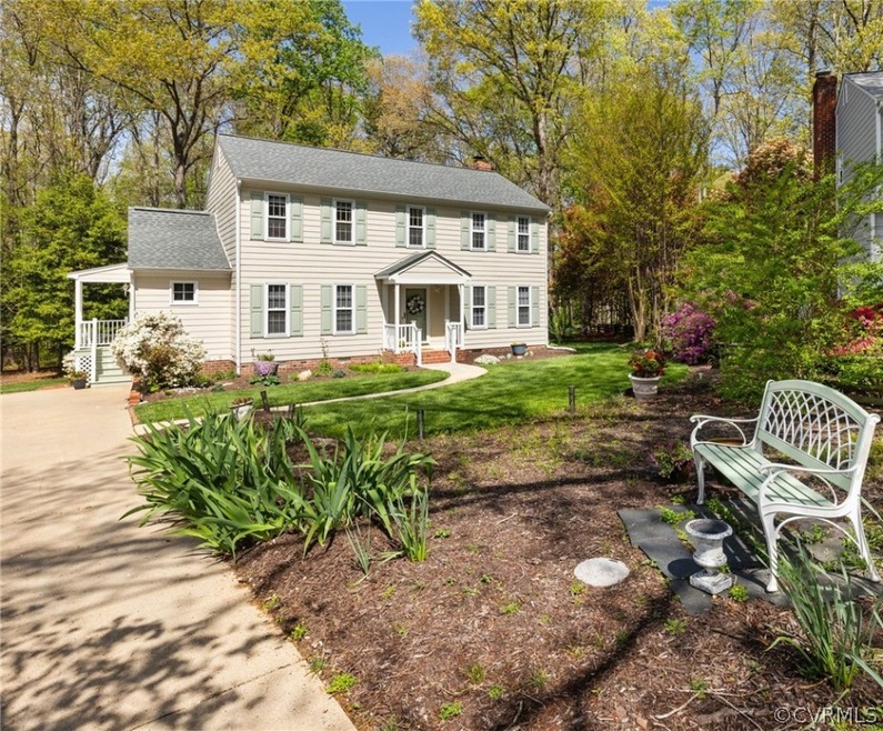 Lovely Cul-de-sac lot
