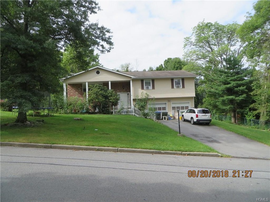 2 Roanoke Dr, Monroe, NY 10950 - photo 1
