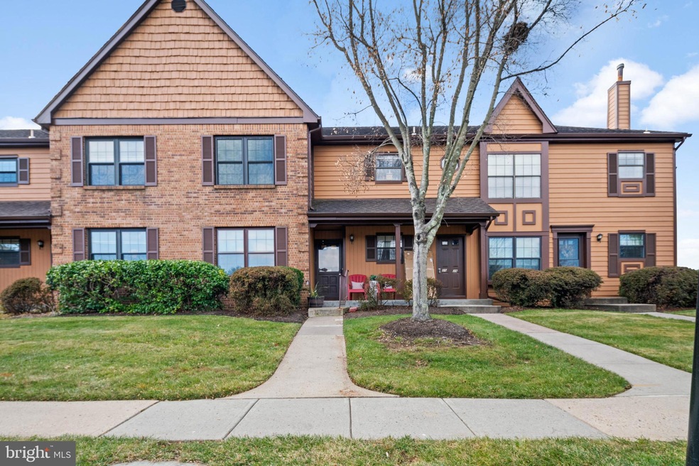 33 Barclay Ct, Lawrence Township, NJ 08648 - photo 1