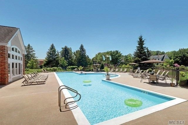 100 Terrace Rd unit 519, Bayport, NY 11705 - photo 1