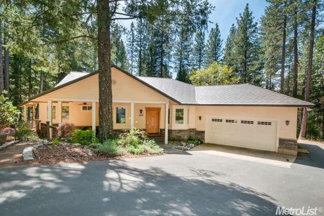 Quality Custom home on 12+ acres in the tall Pines