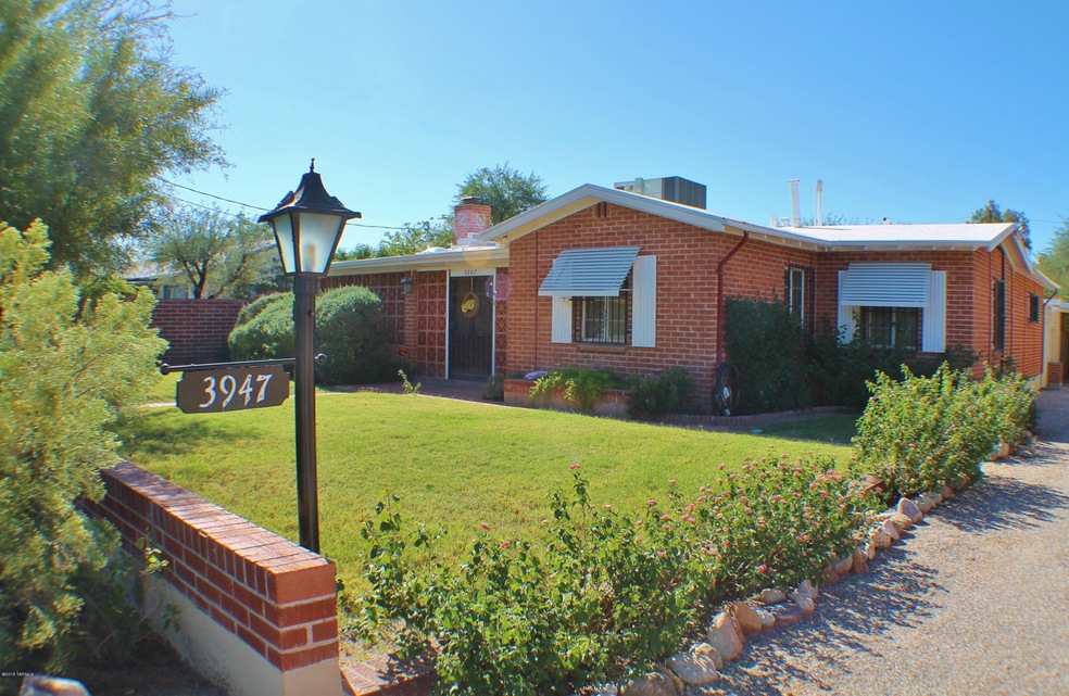 3947 N Tyndall Ave, Tucson, AZ 85719 - photo 1