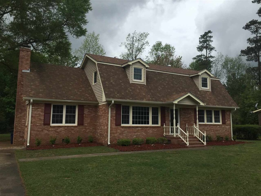 809 Littlejohn Ave, Jacksonville, NC 28546 - photo 1