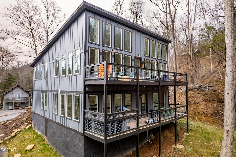 456WinfieldHeightsRd-14