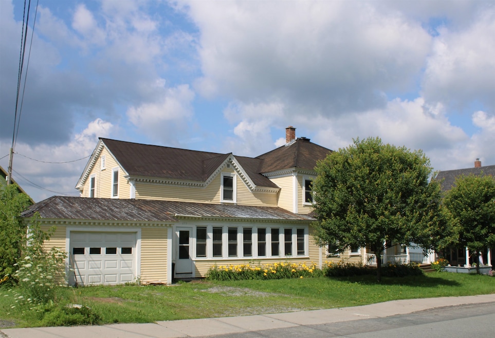 275 Main St, Barton, VT 05822 - photo 1