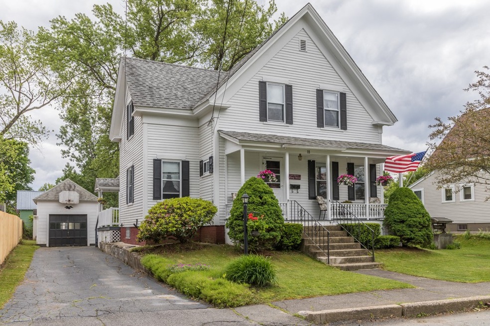 18 King St, Orange, MA 01364 - photo 1