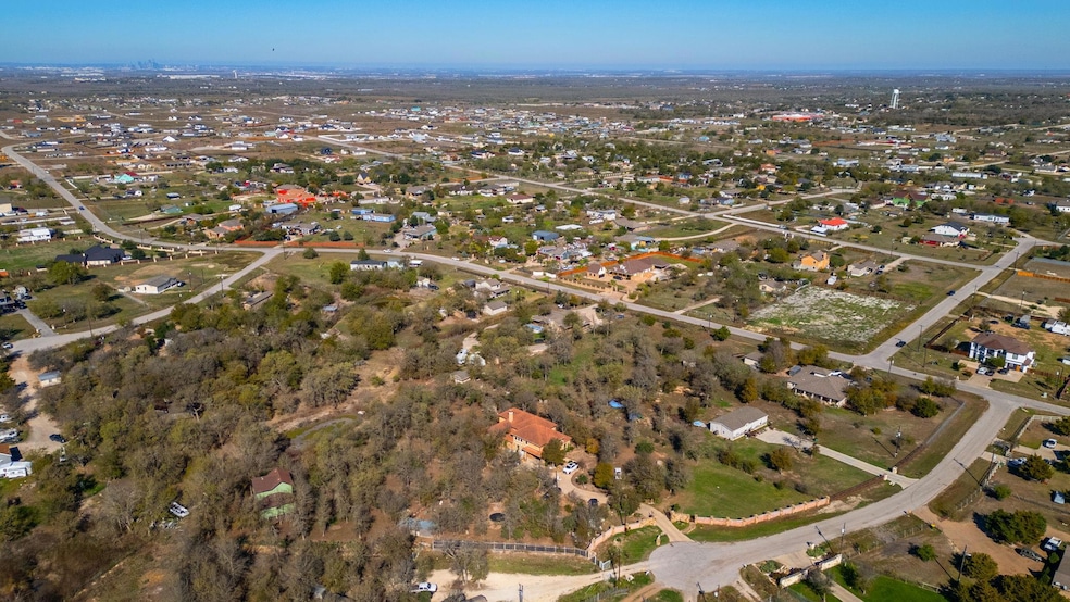 185 Monterrey Hills Dr, Del Valle, TX 78617 - photo 1