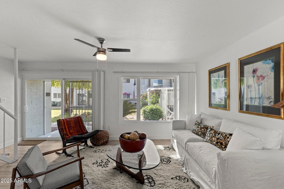 808 N 82nd St unit F6, Scottsdale, AZ 85257 - photo 1