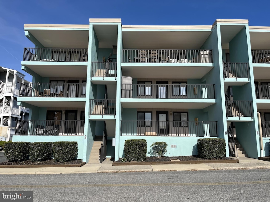 6 55th St unit 205, Ocean City, MD 21842 - photo 1