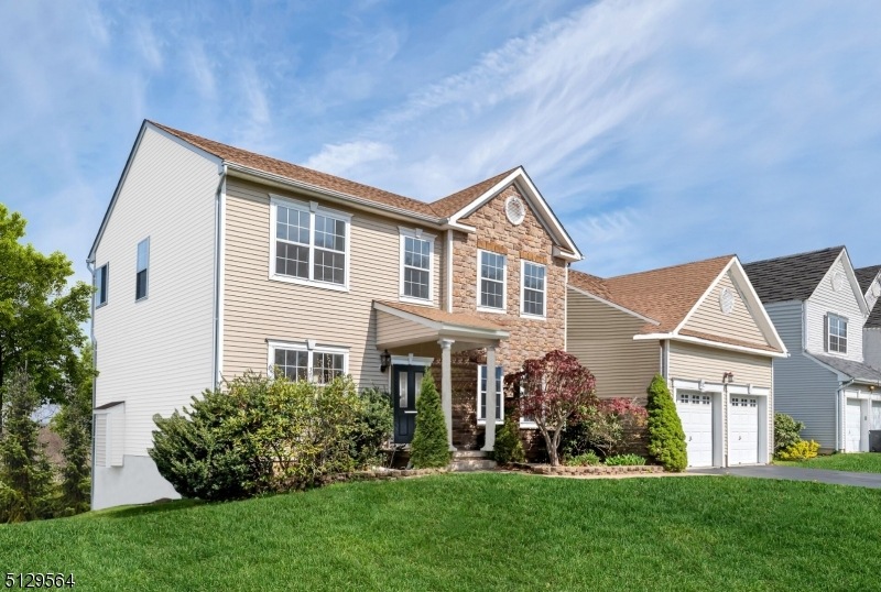 29 Hill Hollow Rd, Lake Hopatcong, NJ 07849 - photo 1