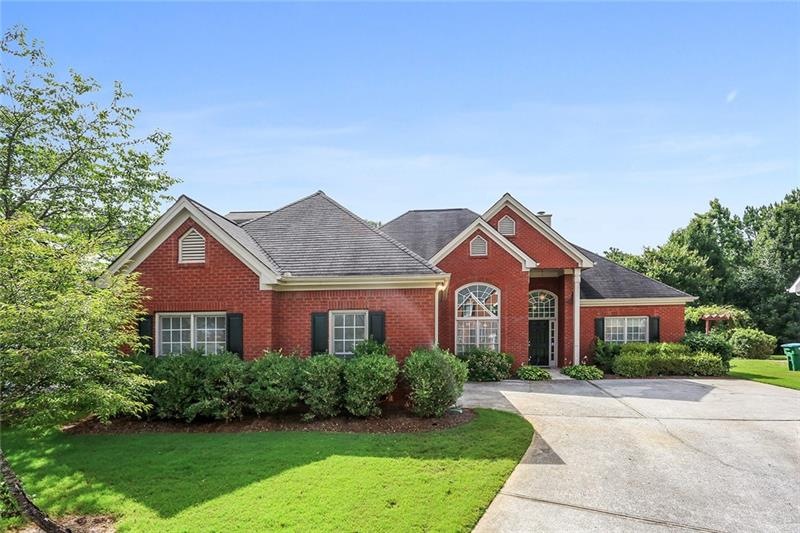 Welcome home to this lovely cul-de-sac ranch in Ha