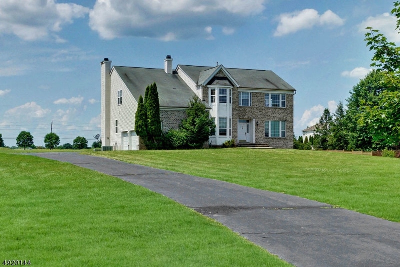 14 Lenape Dr, Somerset, NJ 08873 - photo 1