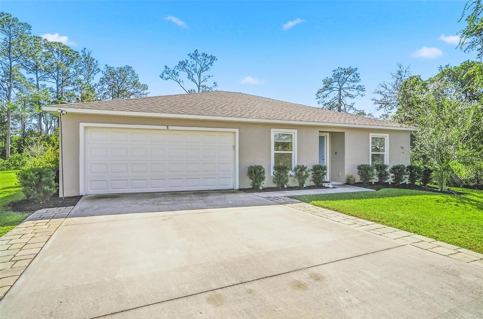 8 Rodger Ct, Palm Coast, FL 32164 - photo 1