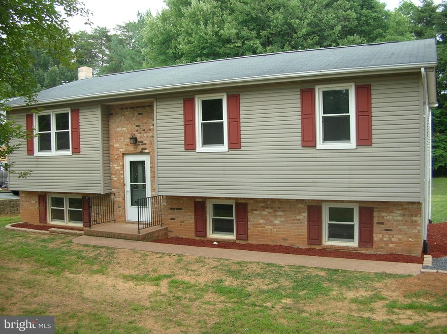 114 Shenandoah Ln, Stafford, VA 22554 - photo 1