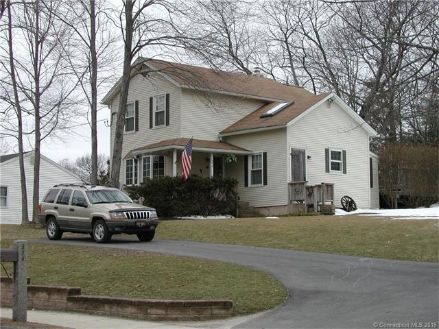 Adorable 1850 Farmhouse on nearly 2 acres of beaut