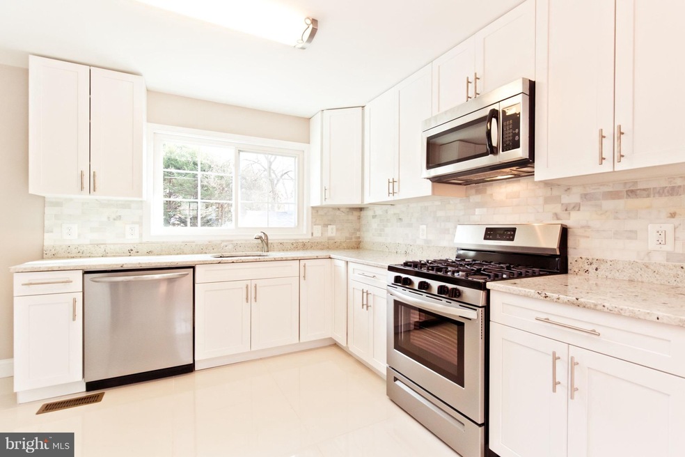 1903 Paul Spring Pkwy, Alexandria, VA 22308 - photo 1