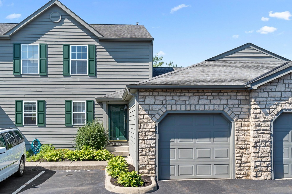 Parkgrove-Zillow Sized-33
