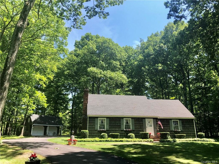 431 Burlingham Rd, Pine Bush, NY 12566 - photo 1