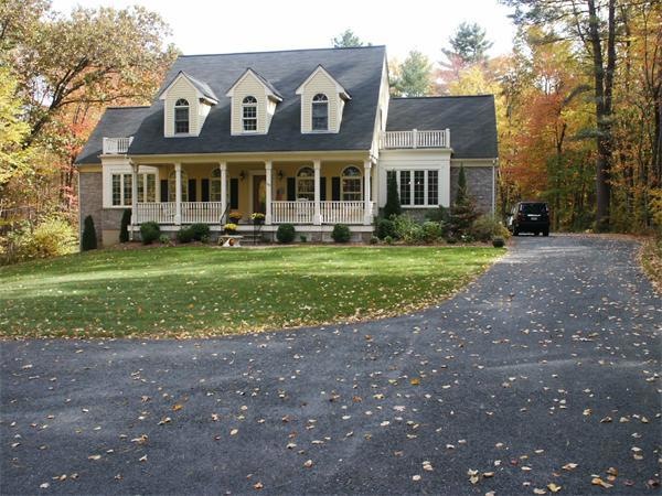 98 Wheelock Rd unit 98, Sutton, MA 01590 - photo 1