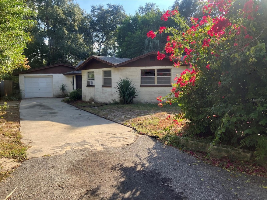 8428 Anay Ct, New Port Richey, FL 34653 - photo 1