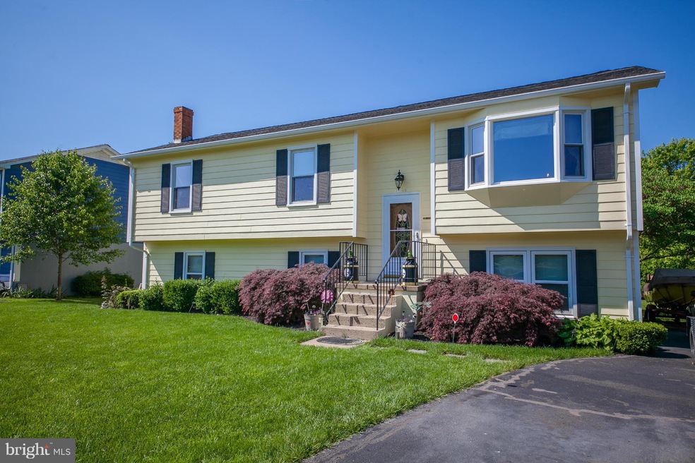 10950 Blake Ln, Bealeton, VA 22712 - photo 1