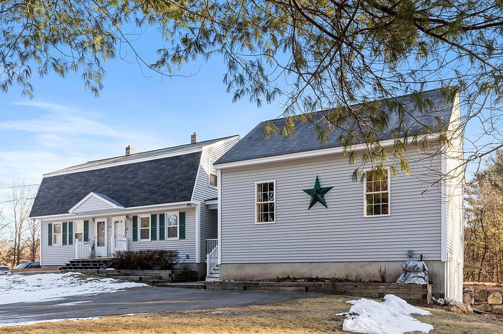 470 N Main St unit 1, Salem, NH 03079 - photo 1