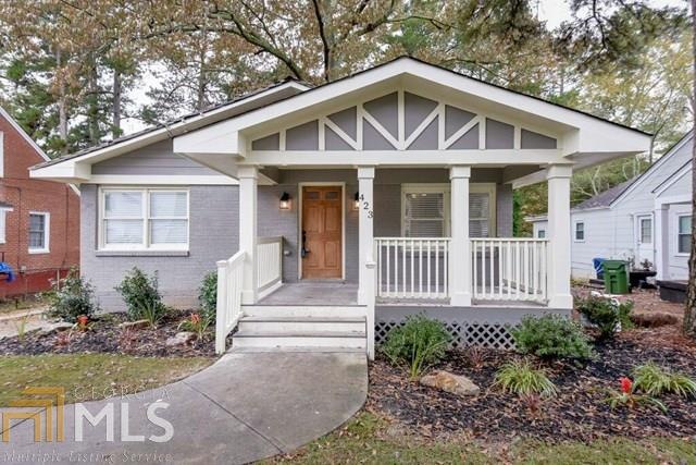 Adorable, craftsman style home!