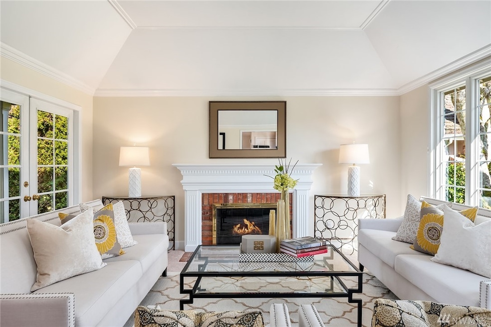 7455 80th Place SE, Mercer Island, WA 98040 - photo 1