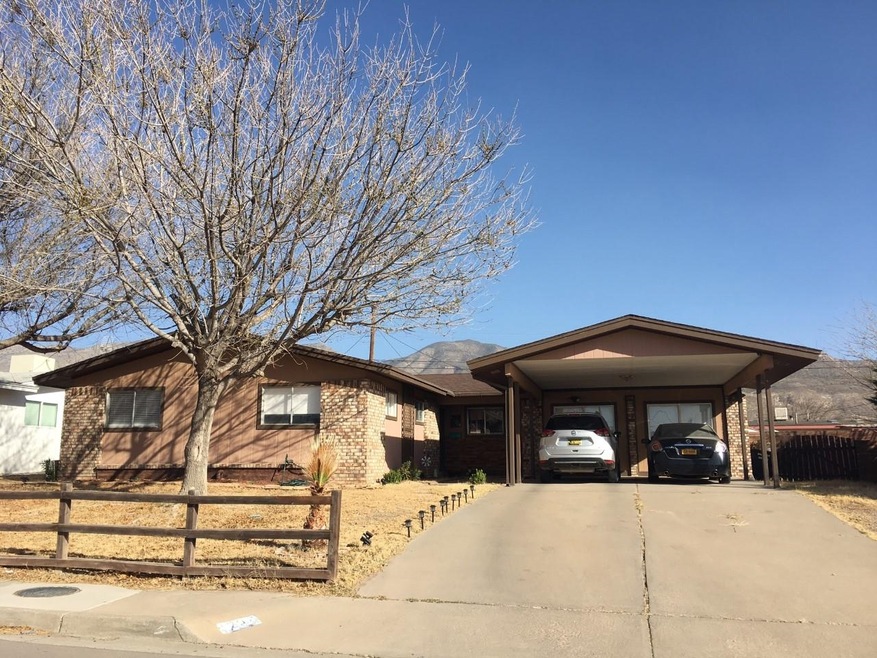 1204 Mckinley Ave, Alamogordo, NM 88310 - photo 1