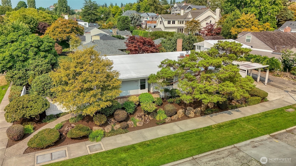 Sold $1,900,000 • Co-Listing Agent