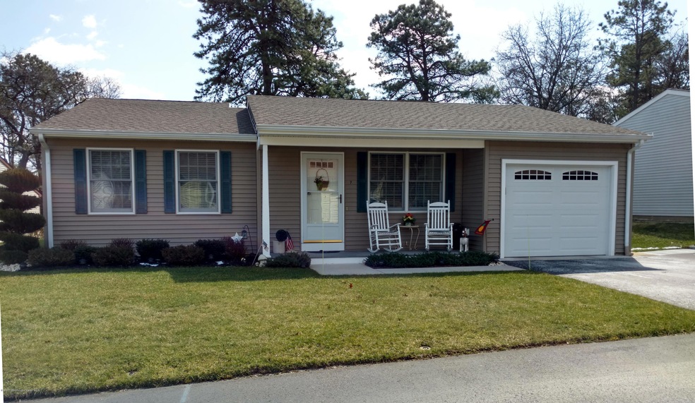 7 Natick Ln