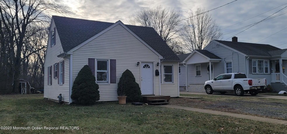 189 W Prospect Ave, Keyport, NJ 07735 - photo 1
