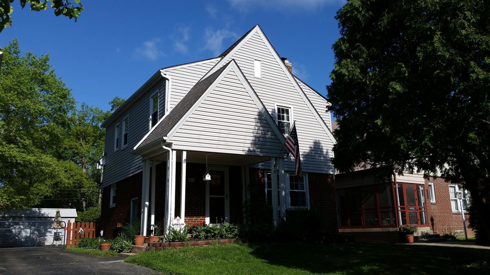 2855 Dresden Street