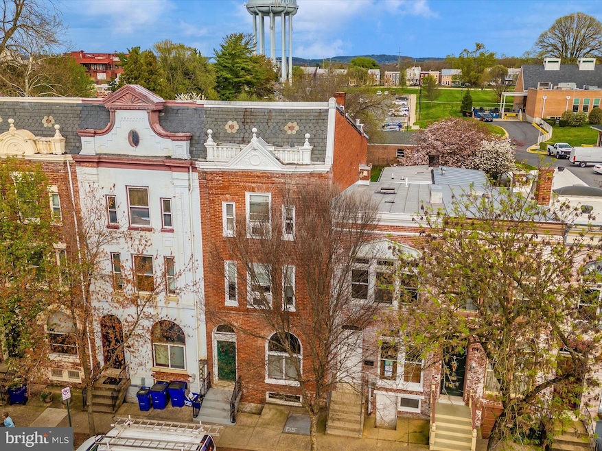 230 S Market St, Frederick, MD 21701 - photo 1