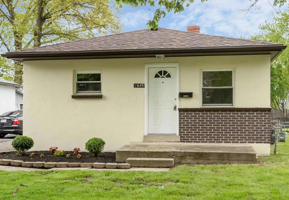 1645 Elmore Ave, Columbus, OH 43224 - photo 1