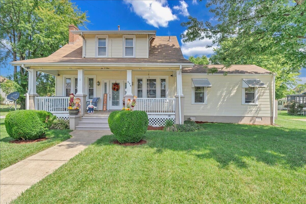 Sold $327,500 • Co-Listing Agent