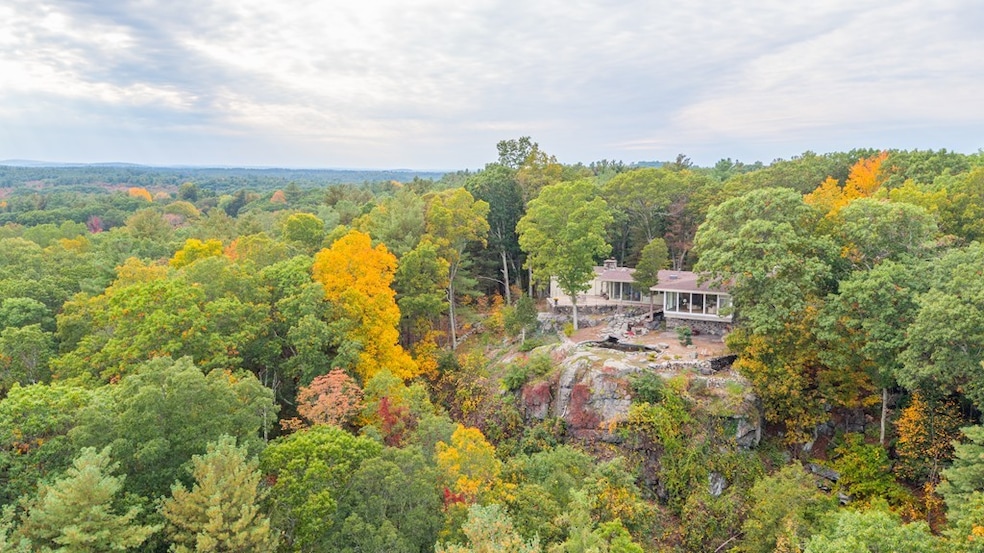 44 Huckleberry Hill Rd, Lincoln, MA 01773 - photo 1