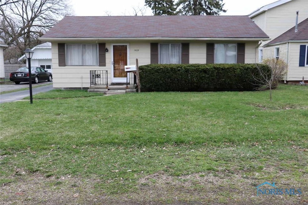 5122 Selma St, Toledo, OH 43613 - photo 1