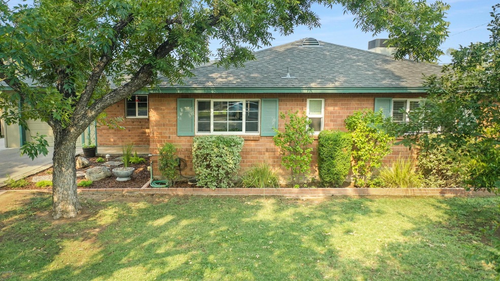 5748 North 18th Place-65