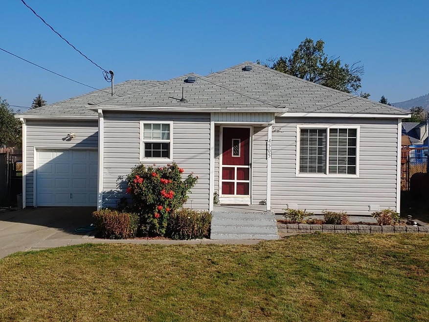 4505 Thompson Ave, Klamath Falls, OR 97603 - photo 1