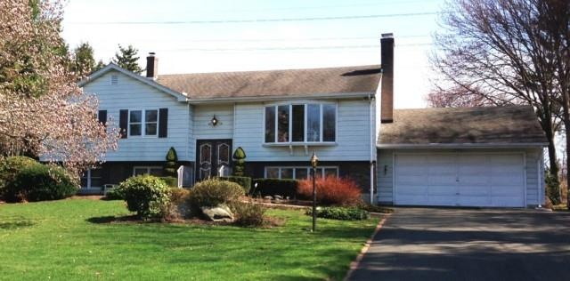 208 High Plains Rd, Orange, CT 06477 - photo 1