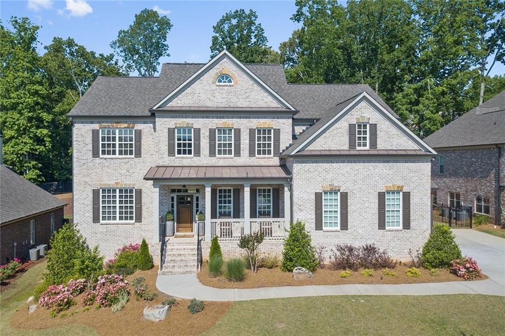 STUNNING SIX BEDROOM HOME WITH POOL IN THE ESTATES