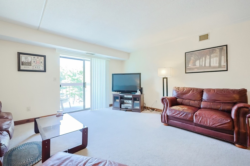 159 Main St unit 37B, Stoneham, MA 02180 - photo 1